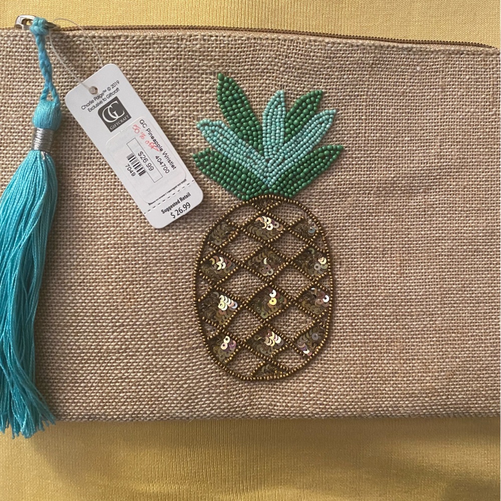 Embedded Wristlet, with pineapple accent, special for this this comming Summer.